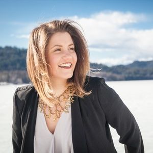 Meet your Posher, Ayme